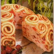 Torta espumosa de Amareto y cerezas